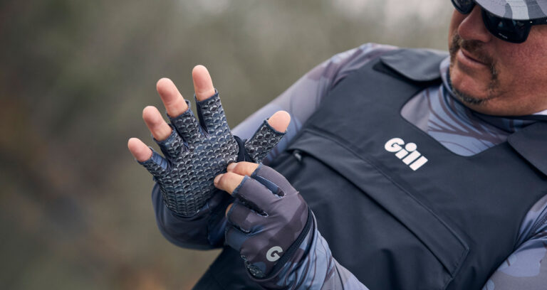 Gill_Fishing_XPEL_Gloves_ShadowCamo_2