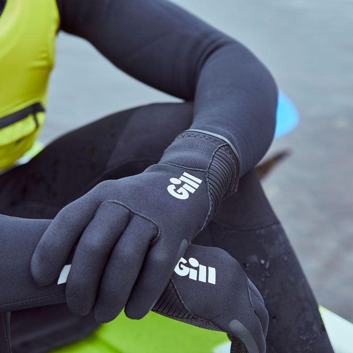 Fishing Gloves: 13 Best Gloves for Your Next Day at the Lake